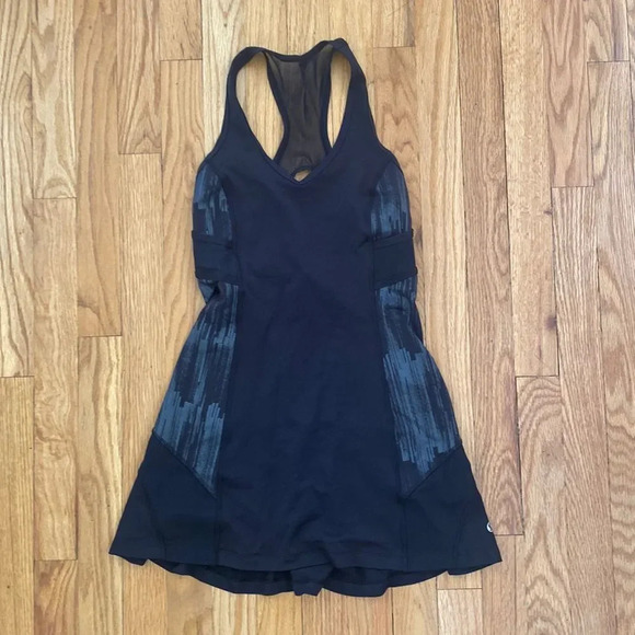 Lululemon sz 6 Ace Dress scratch match black multi excellent pre owned - Picture 1 of 12